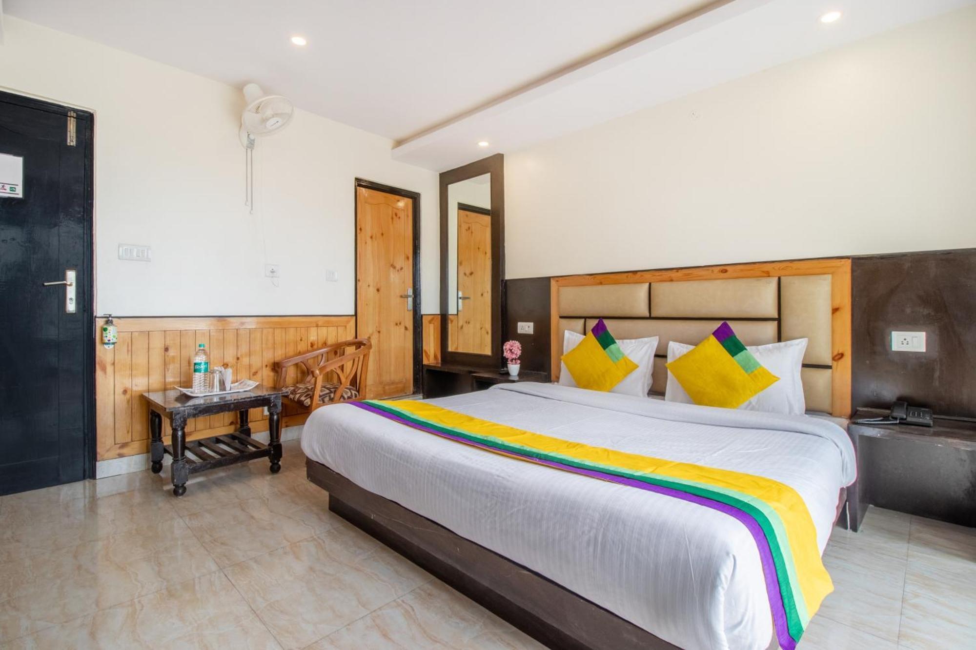 Itsy Hotels Avantika With Forest View Shimla Eksteriør bilde