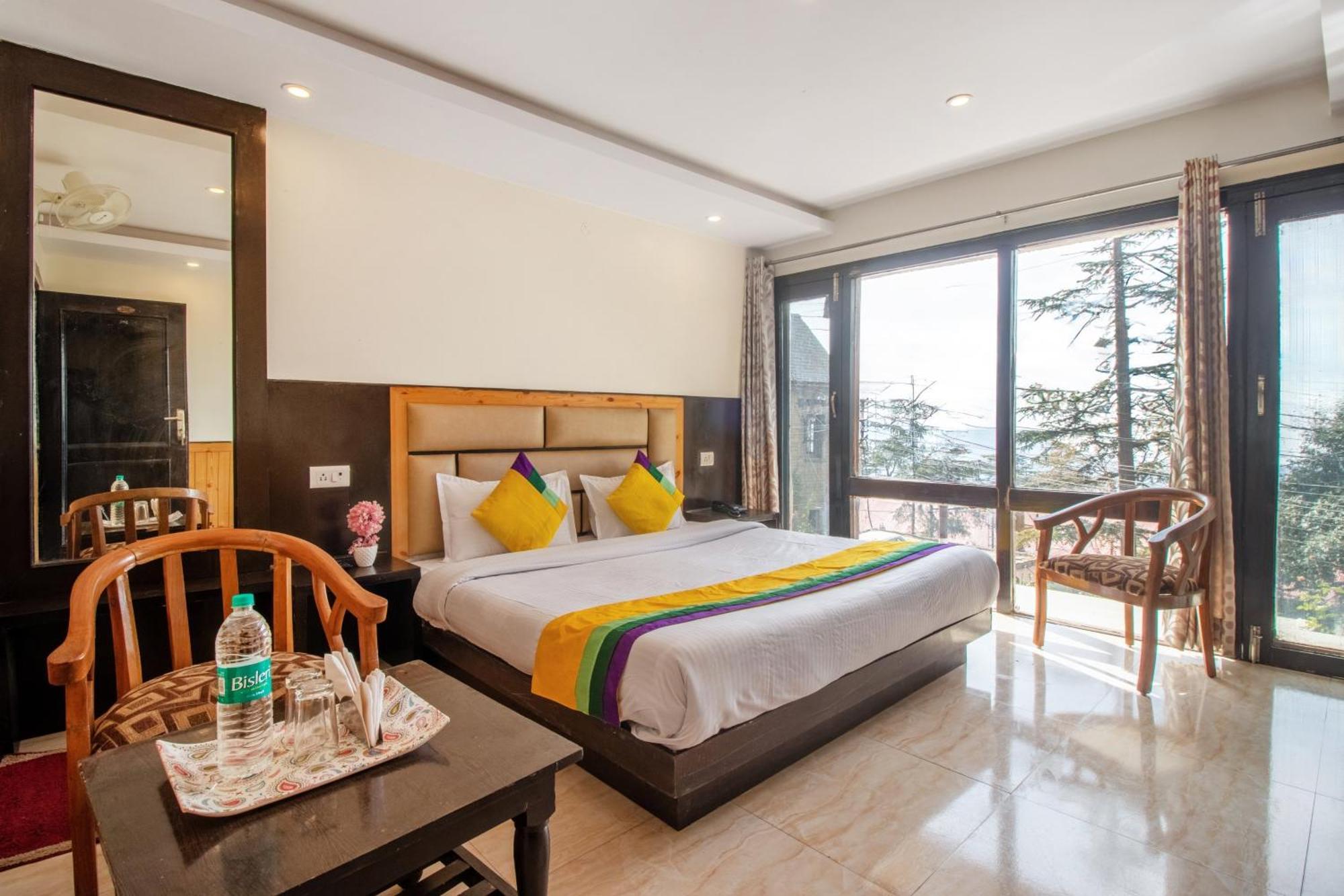 Itsy Hotels Avantika With Forest View Shimla Eksteriør bilde