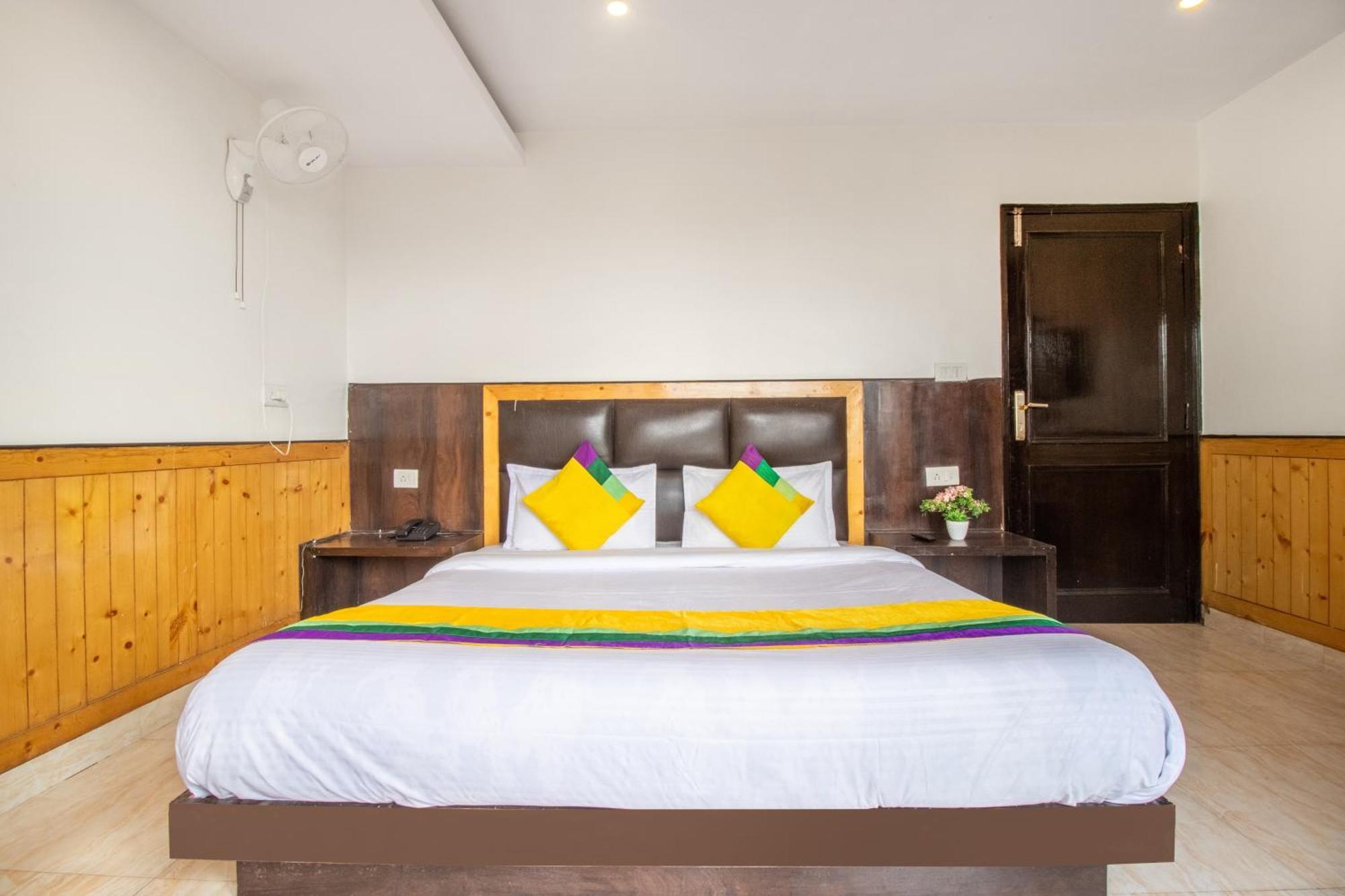 Itsy Hotels Avantika With Forest View Shimla Eksteriør bilde