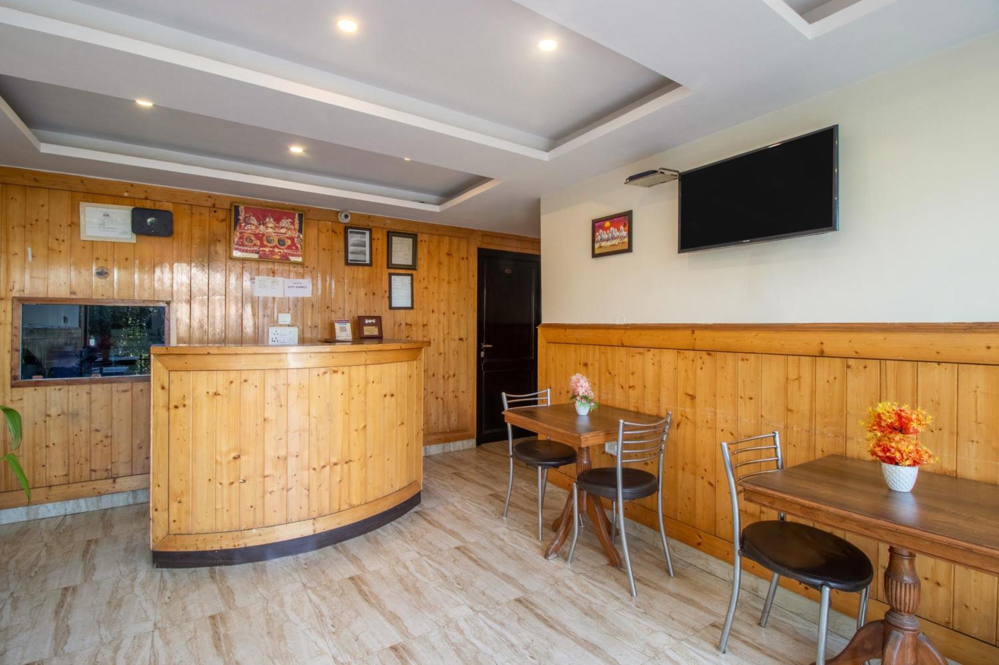 Itsy Hotels Avantika With Forest View Shimla Eksteriør bilde